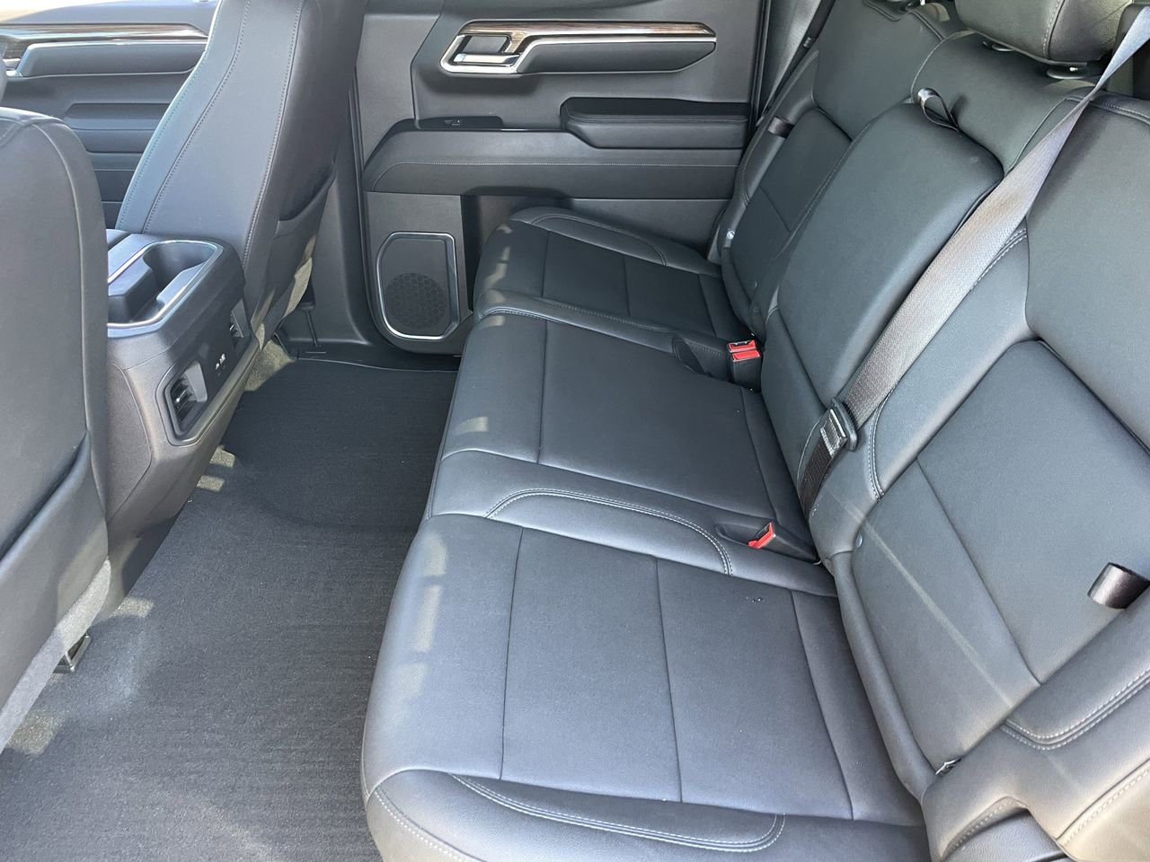 Used 2024 Chevrolet Silverado 1500 LT Trail Boss w/ Convenience Package II image 14