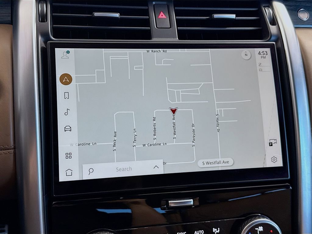 Used 2023 Land Rover Discovery Metropolitan Edition image 16