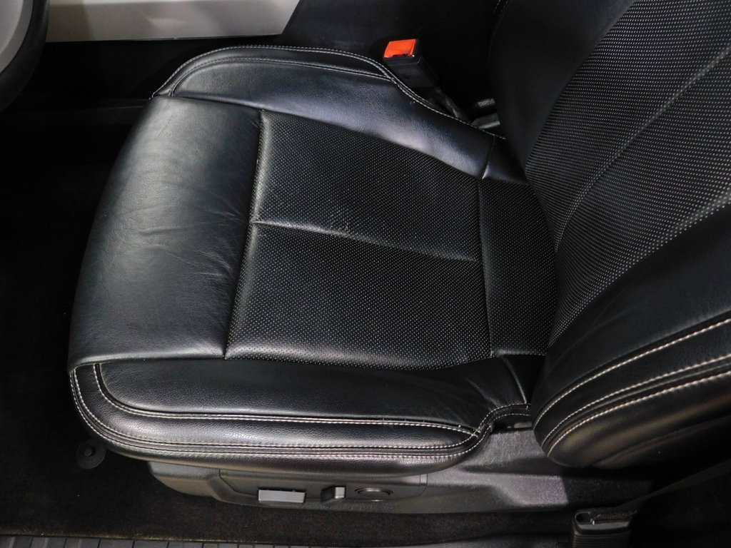 Used 2019 Ford F150 Lariat image 37