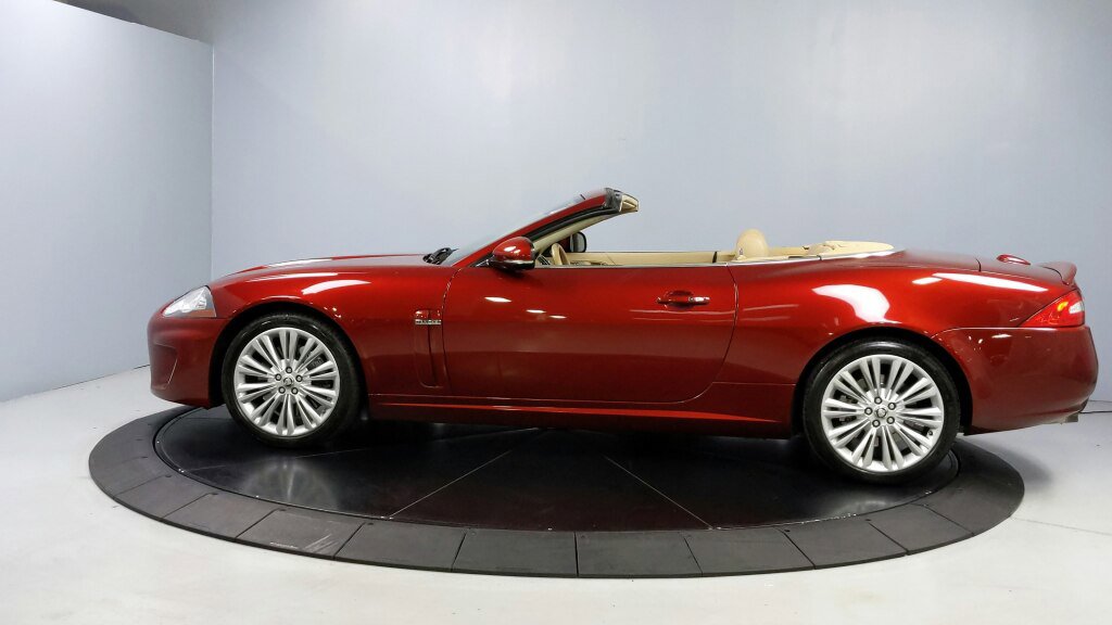 Used 2010 Jaguar XK Convertible image 4