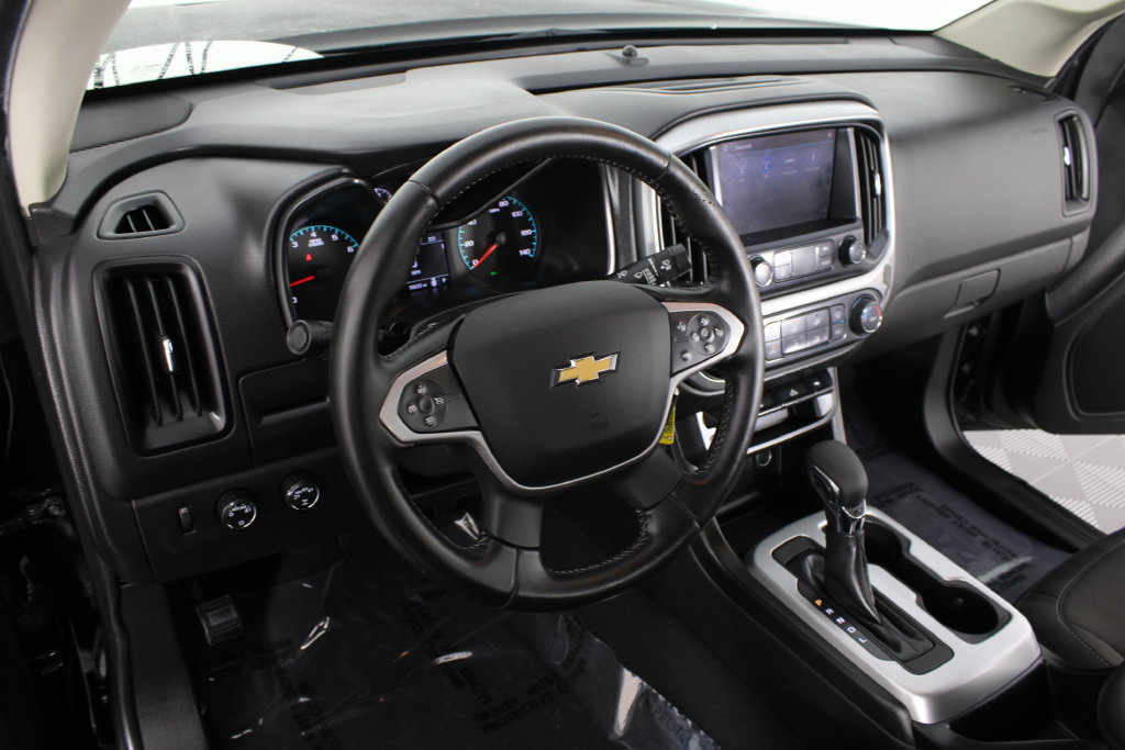 Used 2022 Chevrolet Colorado LT AWD/4WD image 8
