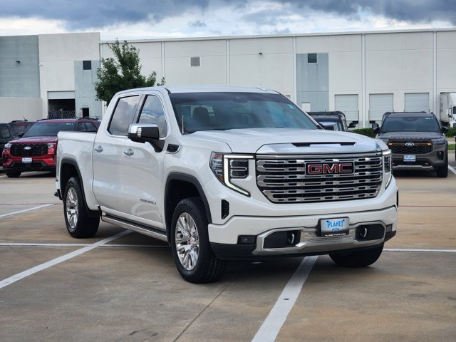 Used 2022 GMC Sierra 1500 Denali AWD/4WD image 3