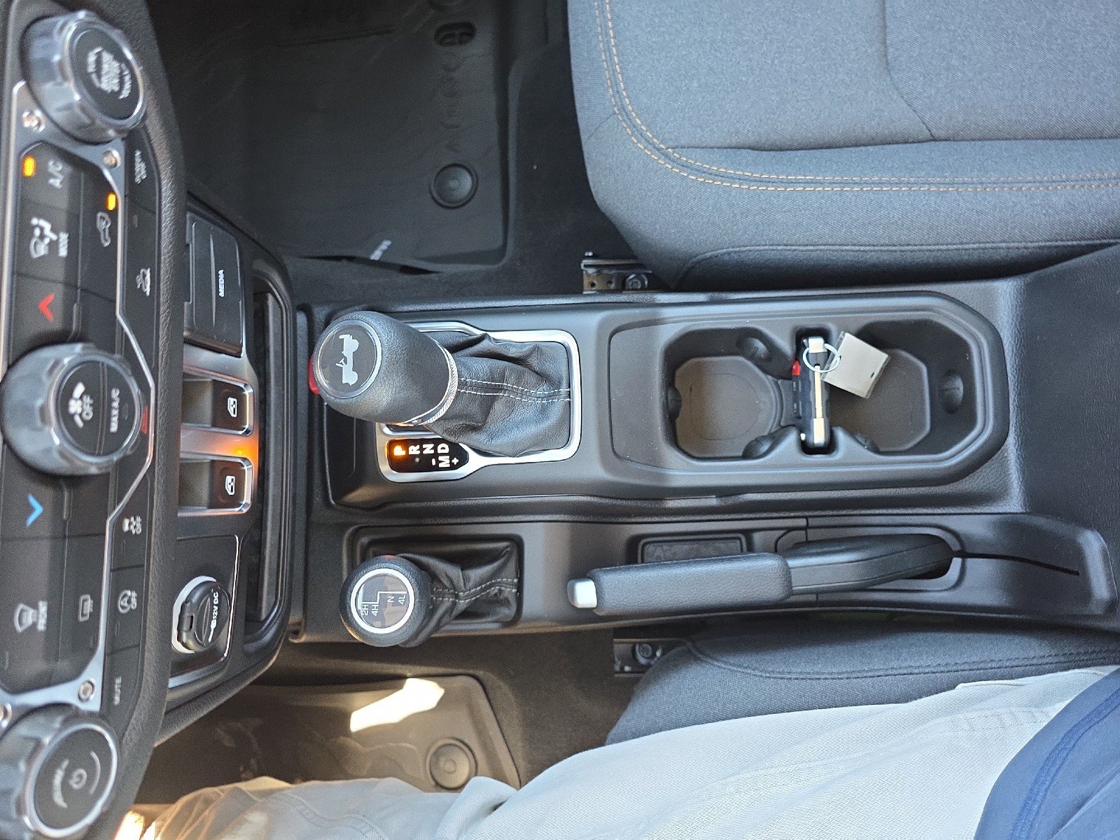 New 2026 Jeep Wrangler Sport AWD/4WD image 33