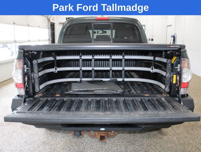 Used 2010 Toyota Tacoma 4x4 Double Cab image 5