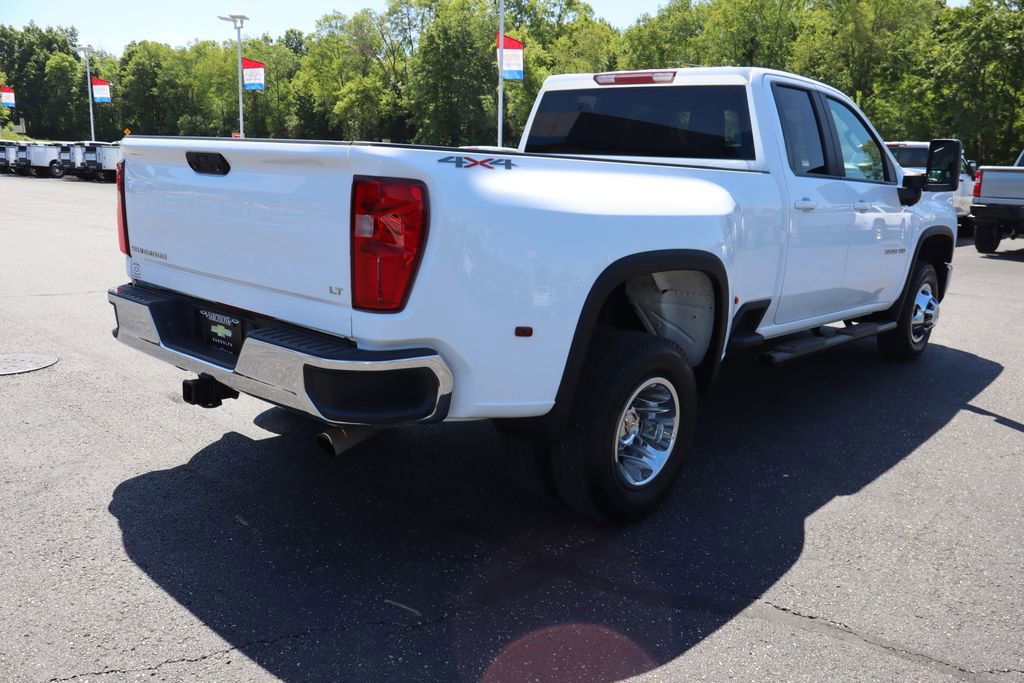 Used 2024 Chevrolet Silverado 3500 LT w/ Convenience Package AWD/4WD image 27