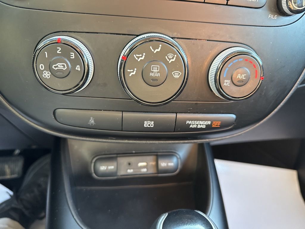 Used 2016 Kia Soul image 15