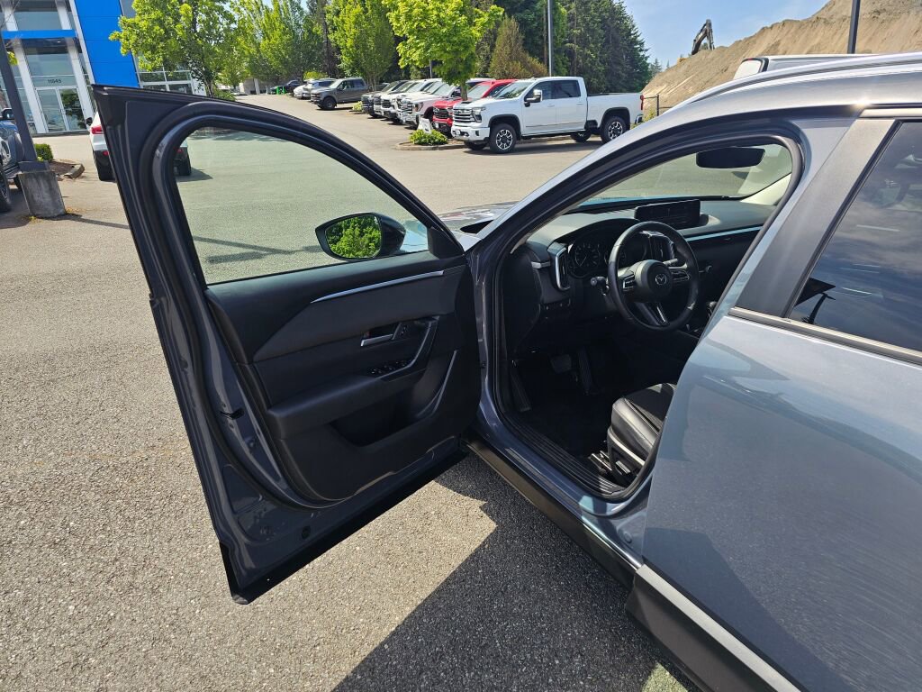 Certified 2024 MAZDA CX-50 AWD 2.5 S w/ Cargo Package image 19