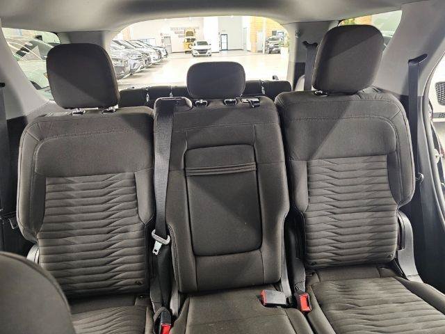 Used 2020 Ford Explorer XLT AWD/4WD image 12