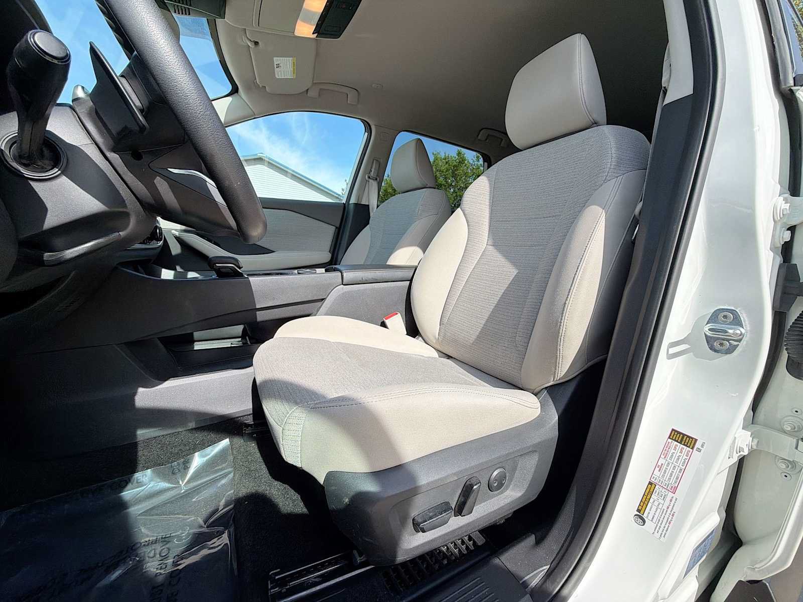 Used 2023 Nissan Rogue SV AWD/4WD image 13