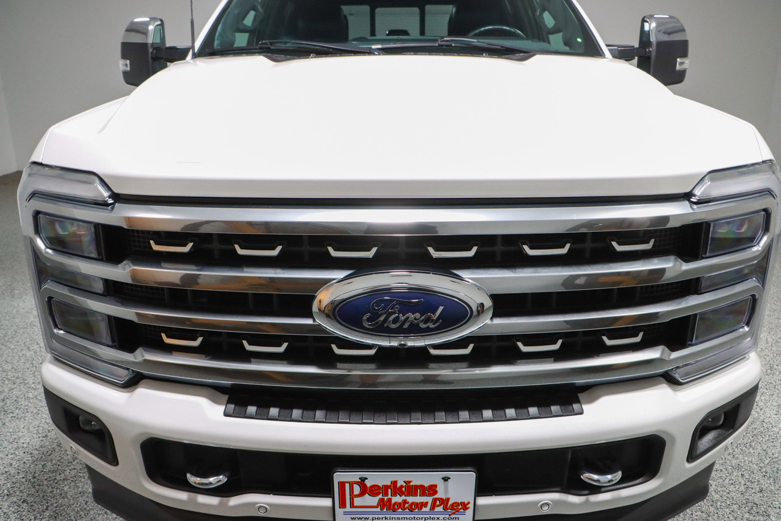 Used 2024 Ford F250 Platinum AWD/4WD image 4