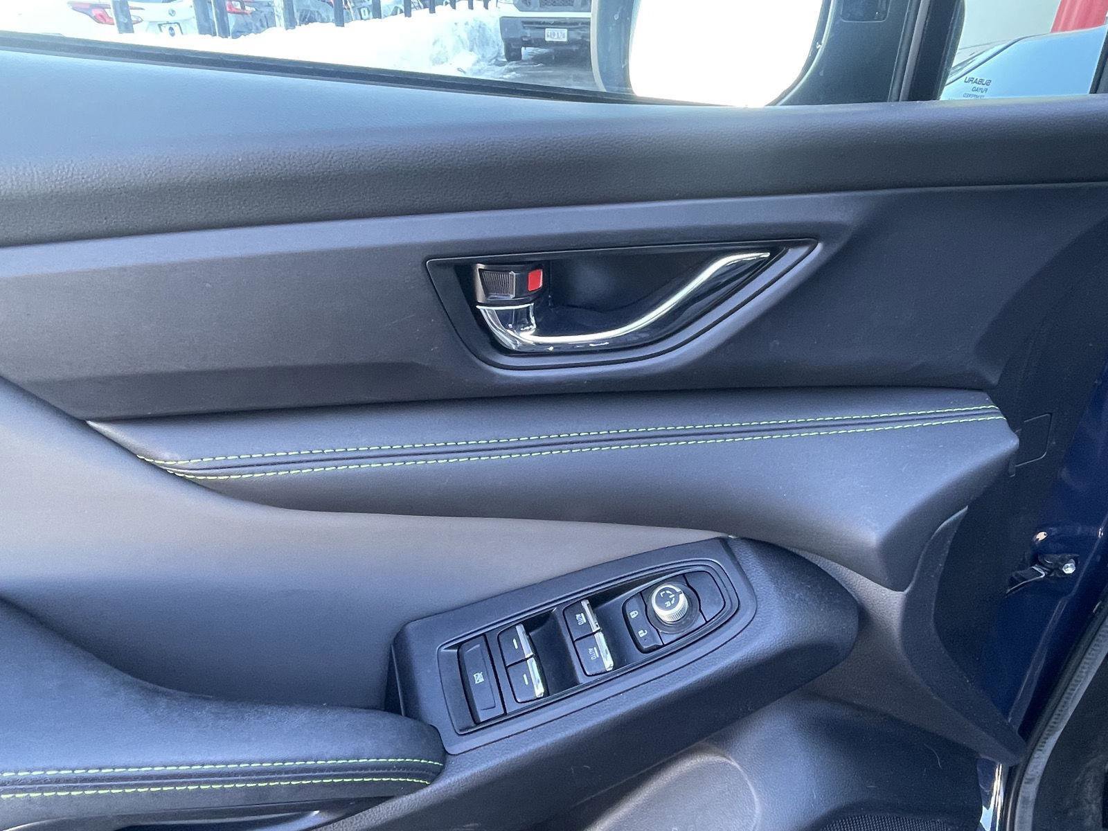 Used 2023 Subaru Ascent Onyx Edition image 7