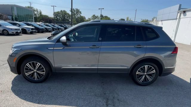 Used 2024 Volkswagen Tiguan Wolfsburg Edition w/ Panoramic Sunroof Package AWD/4WD image 7