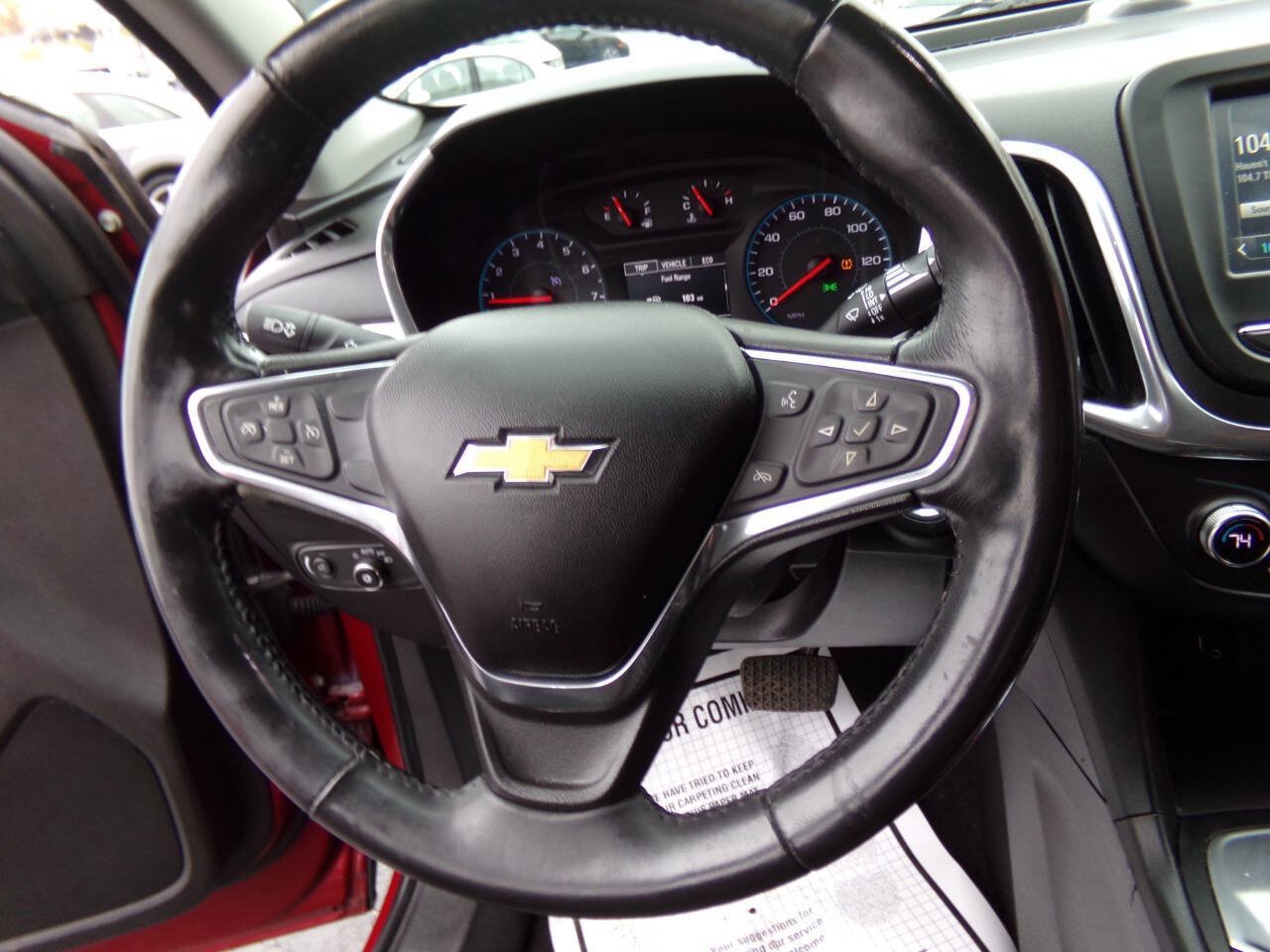 Used 2018 Chevrolet Equinox LT FWD image 24