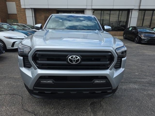 New 2026 Toyota Tacoma SR5 AWD/4WD image 2