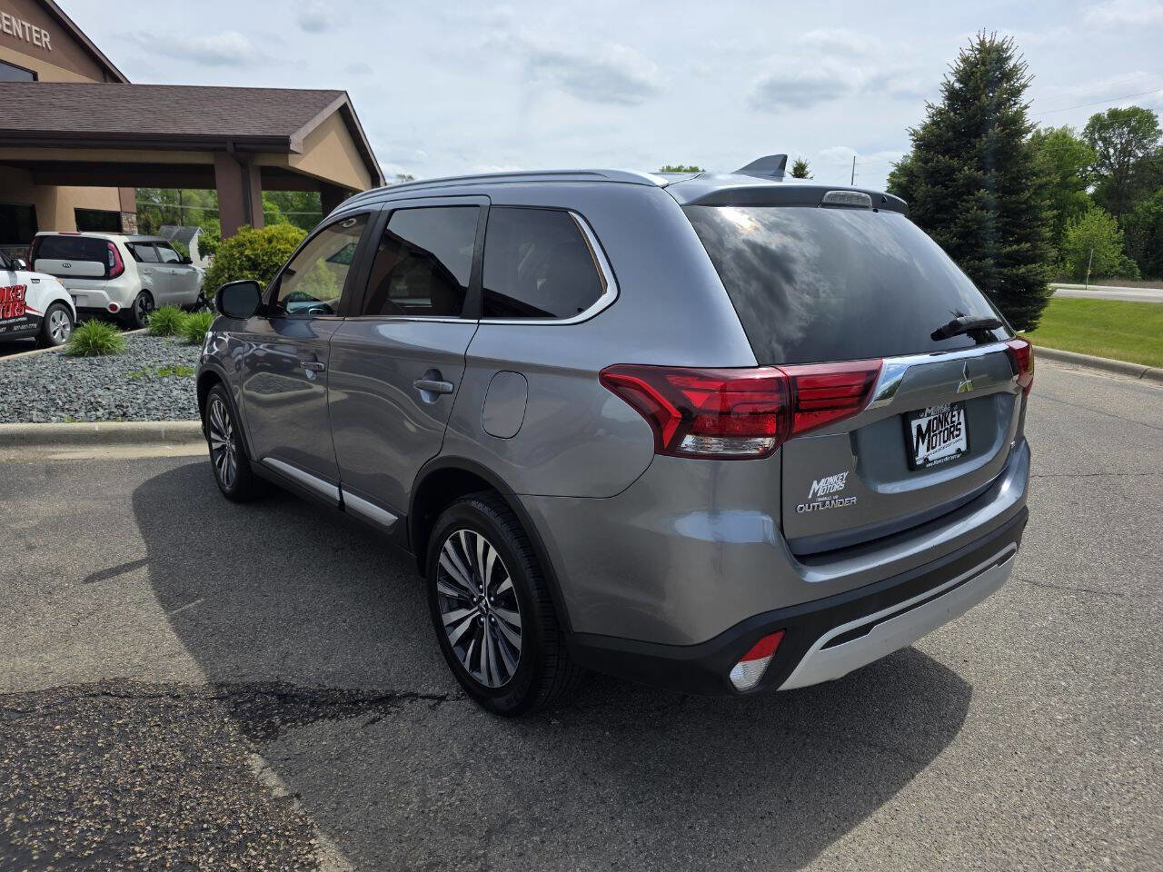 Used 2020 Mitsubishi Outlander SEL AWD/4WD image 7