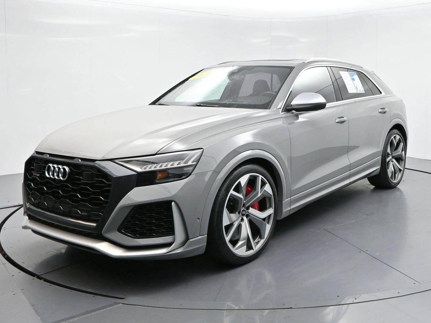 Used 2023 Audi RS Q8 w/ Executive Package AWD/4WD image 3