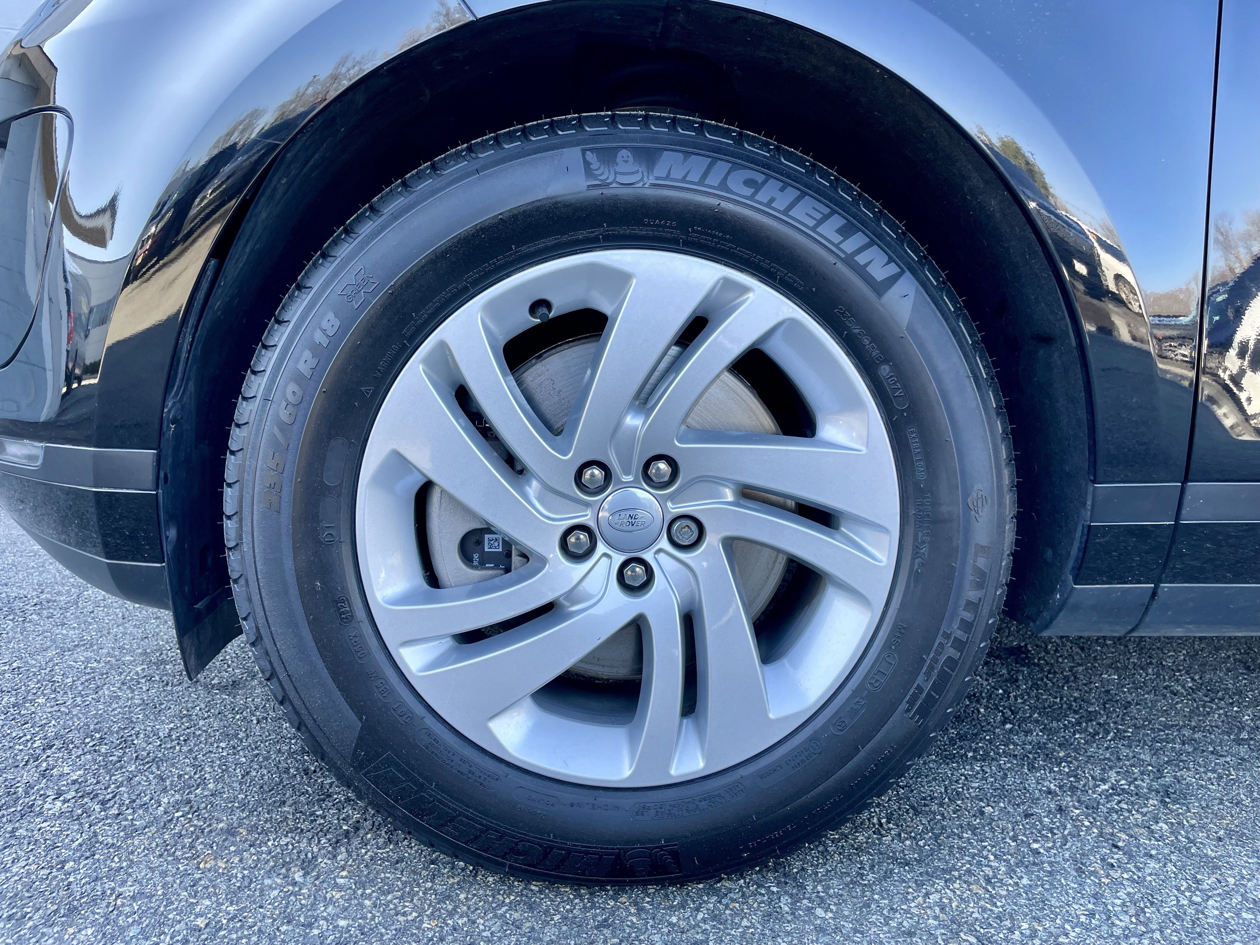 Certified 2024 Land Rover Range Rover Evoque S image 9