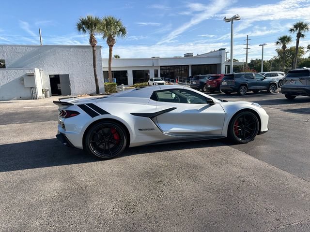 New 2027 Chevrolet Corvette Grand Sport w/ Stealth Interior Trim Package RWD image 11