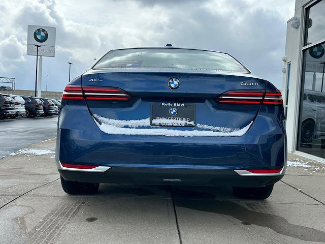 Certified 2024 BMW 530i xDrive 530i xDrive Sedan w/ Premium Package image 9