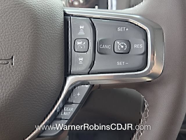 New 2026 RAM 2500 Laramie AWD/4WD image 28