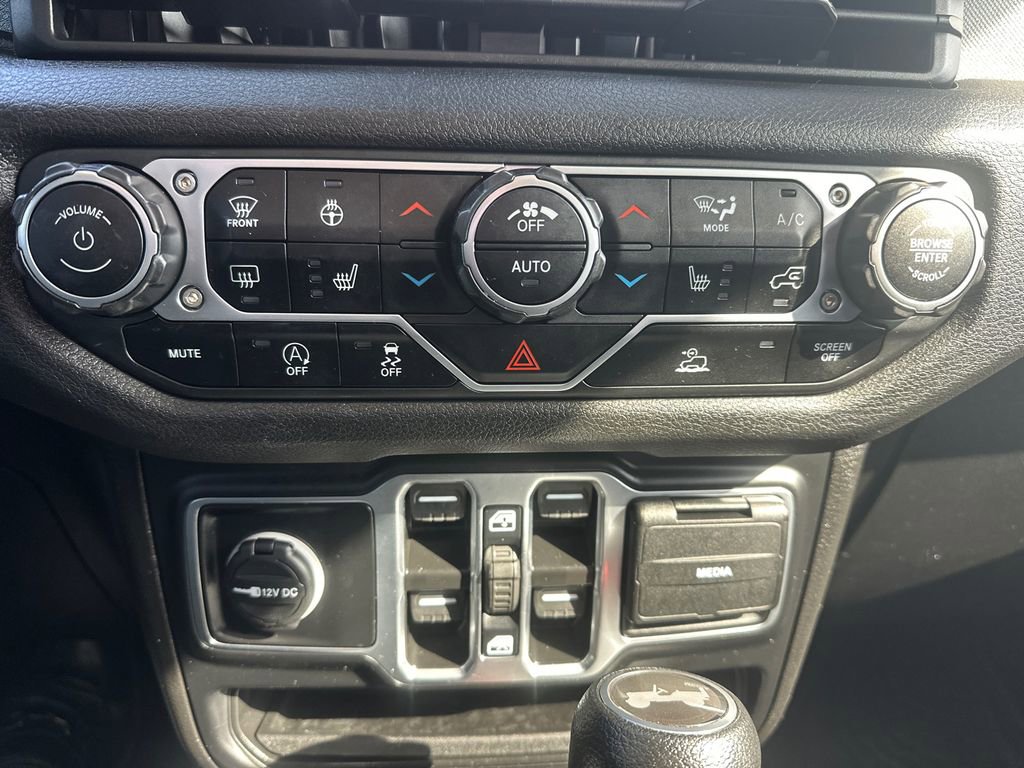 Used 2024 Jeep Wrangler Sport S image 11