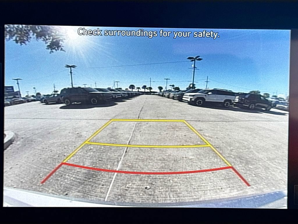 New 2025 Hyundai Elantra Limited w/ Cargo Package image 14