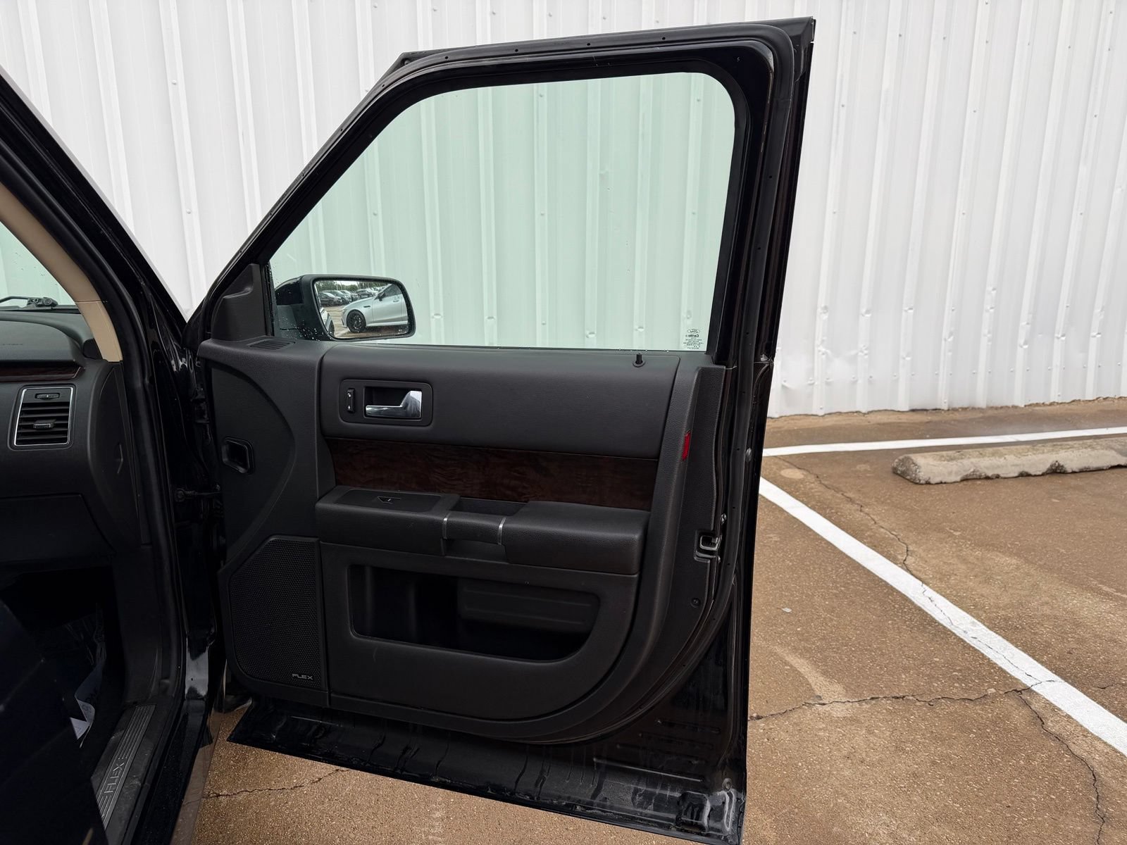 Used 2019 Ford Flex Limited FWD image 25