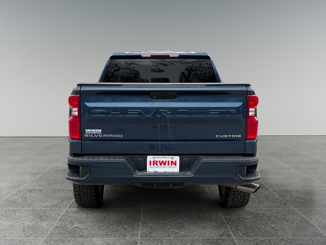 Used 2019 Chevrolet Silverado 1500 Custom w/ Custom Convenience Package image 3