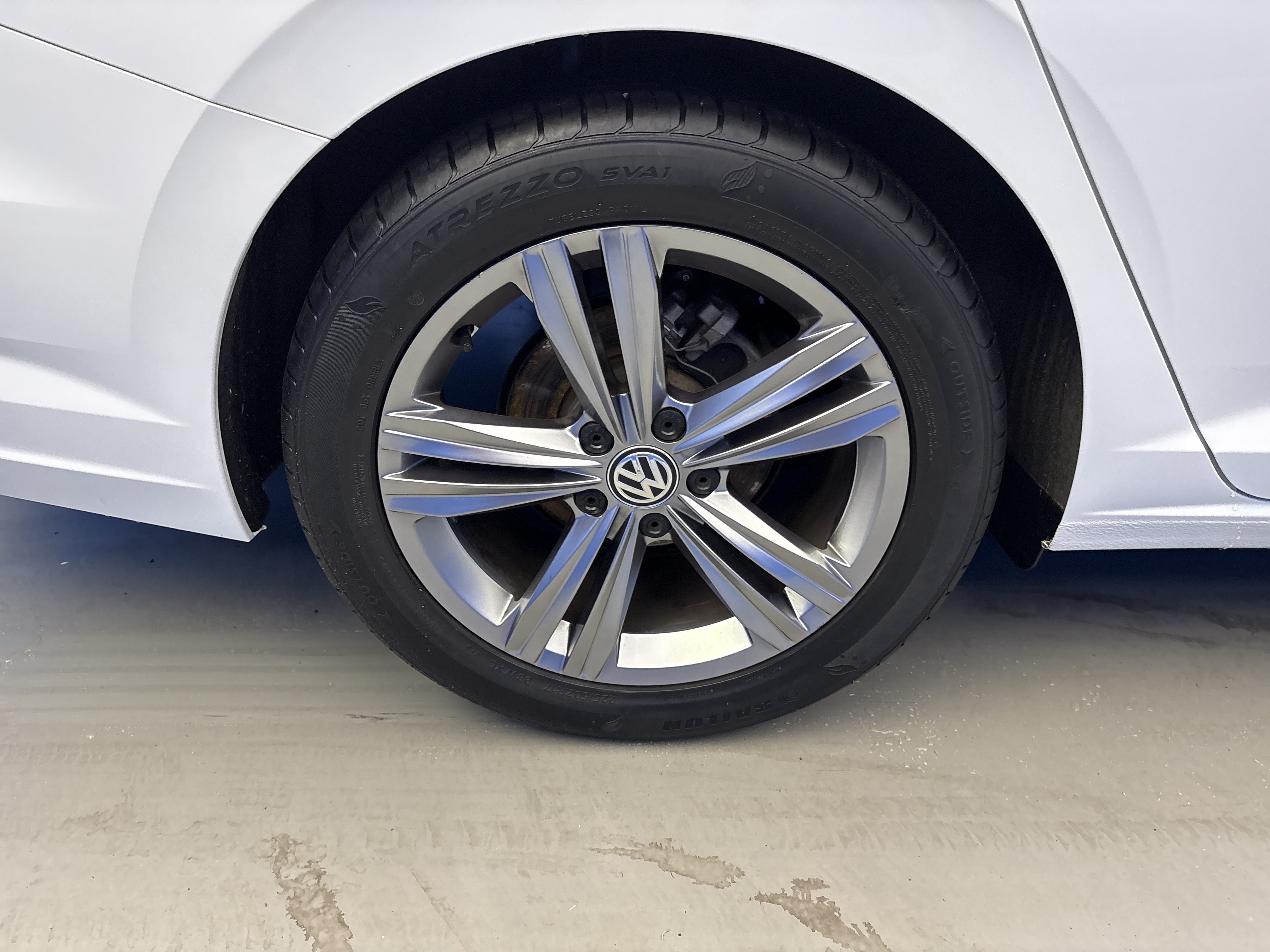 Used 2021 Volkswagen Jetta R-Line FWD image 8