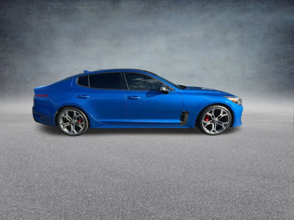 Used 2020 Kia Stinger GT2 image 25