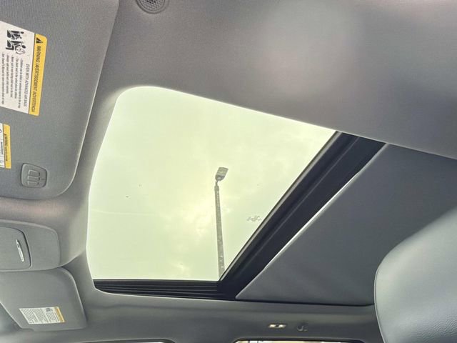 Used 2021 Ford F150 Lariat w/ Equipment Group 502A High image 26