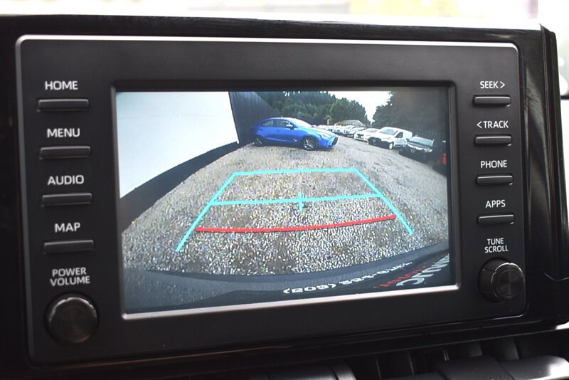 Used 2019 Toyota RAV4 LE w/ Carpet Mat Package AWD/4WD image 20