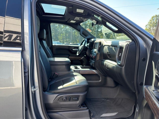 Used 2019 Chevrolet Silverado 1500 High Country w/ Technology Package AWD/4WD image 46