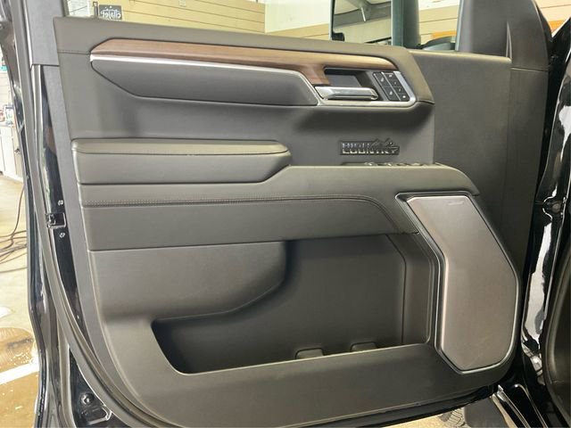 Used 2024 Chevrolet Silverado 1500 High Country w/ High Country Premium Package image 20