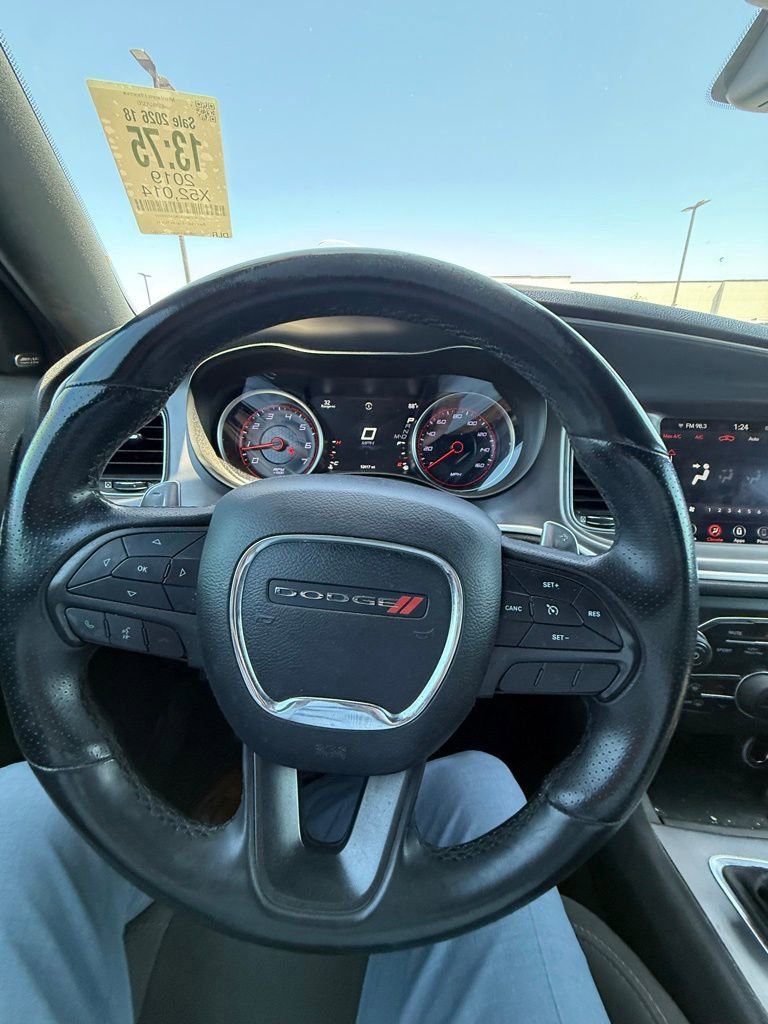 Used 2019 Dodge Charger R/T RWD image 8