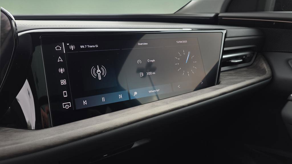 Used 2025 Audi Q5 Prestige image 25