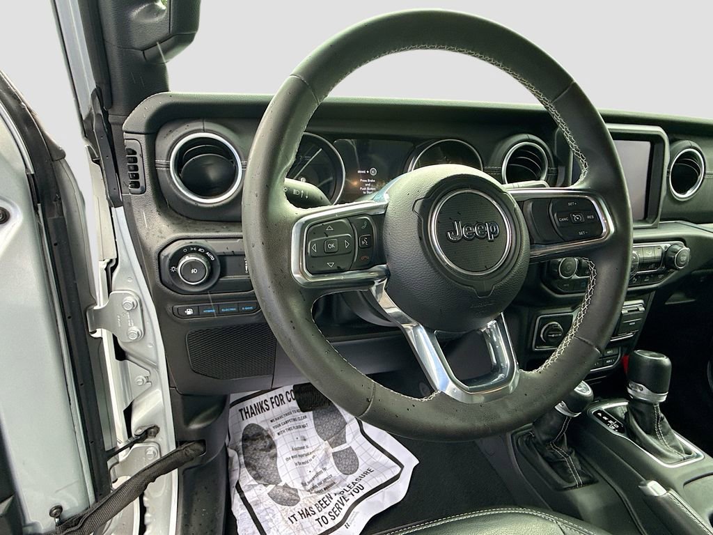 Used 2023 Jeep Wrangler Unlimited Sahara w/ Safety Group AWD/4WD image 12