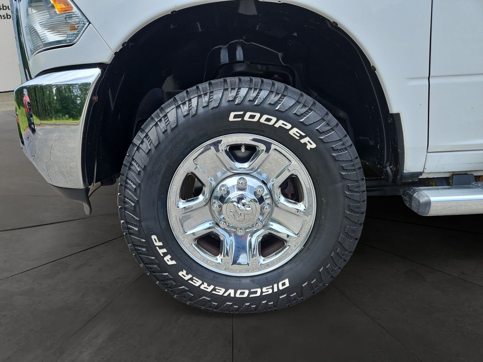 Used 2017 RAM 2500 Tradesman w/ Chrome Appearance Group AWD/4WD image 14