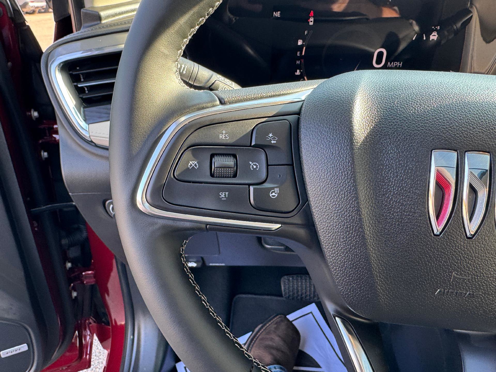 Used 2025 Buick Encore GX Avenir w/ Avenir Technology Package image 21