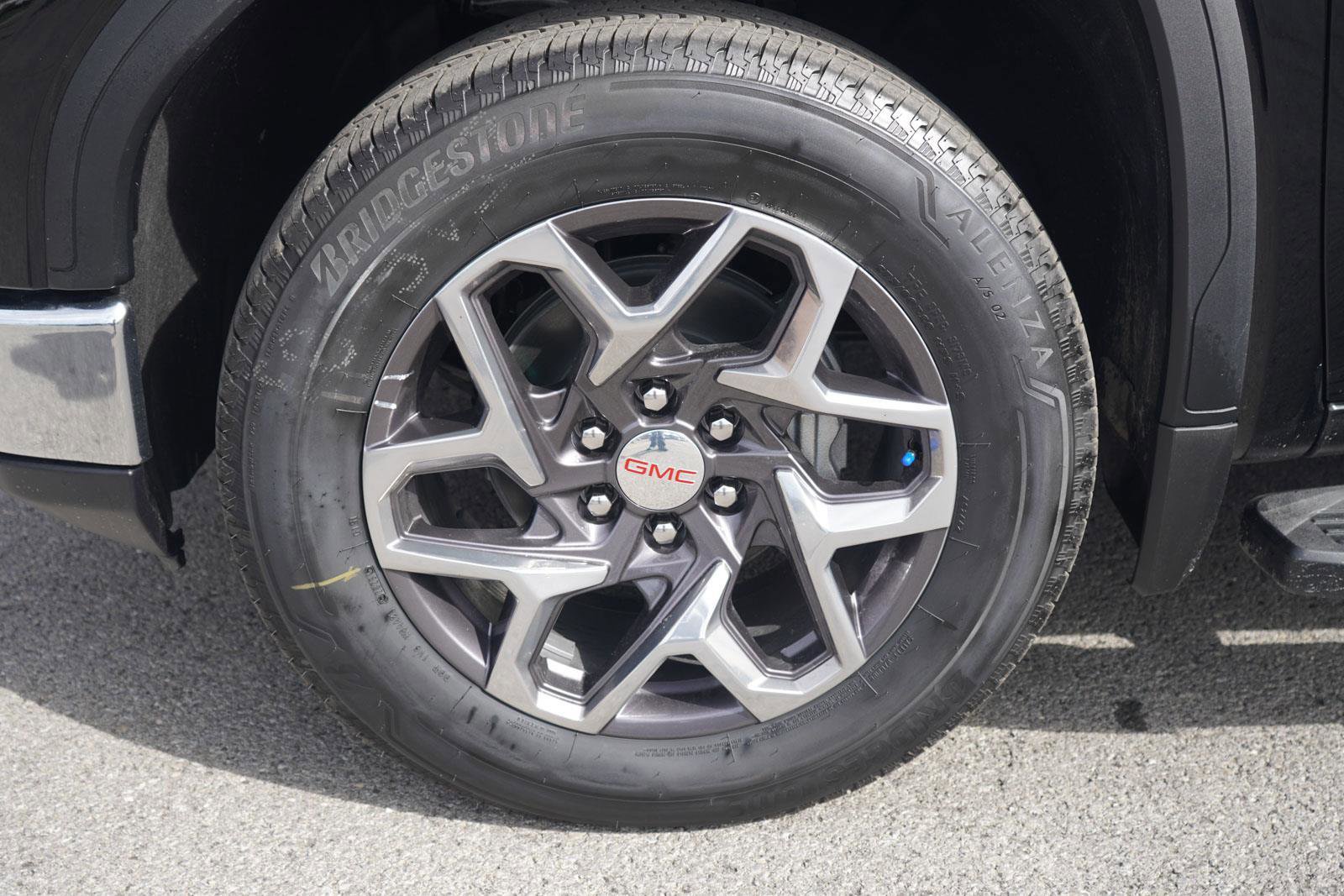 New 2026 GMC Sierra 1500 SLT w/ SLT Premium Package image 9