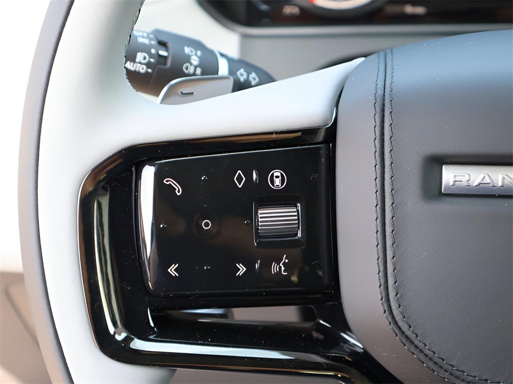 New 2026 Land Rover Range Rover Velar Dynamic SE image 31