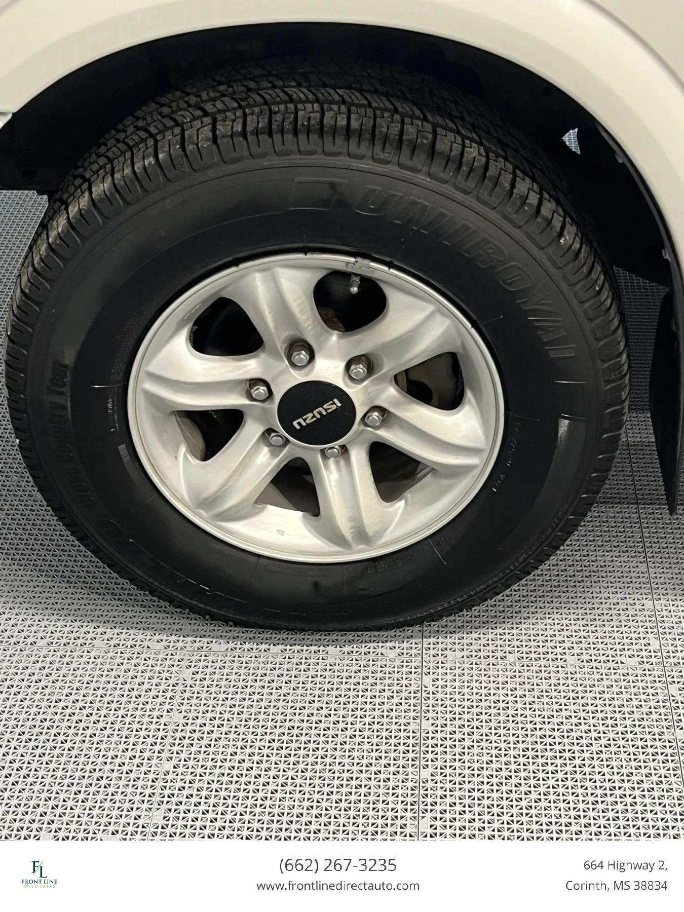Used 2004 Isuzu Rodeo S RWD image 9
