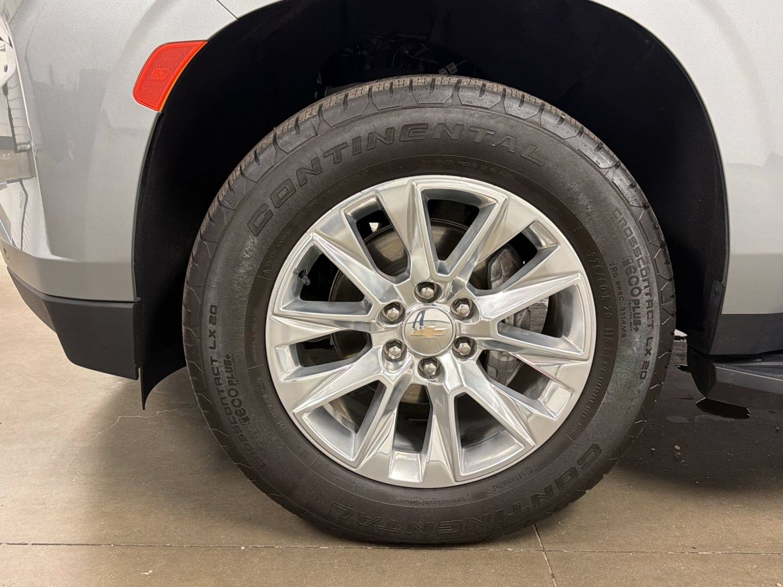 Used 2024 Chevrolet Tahoe Premier RWD image 11