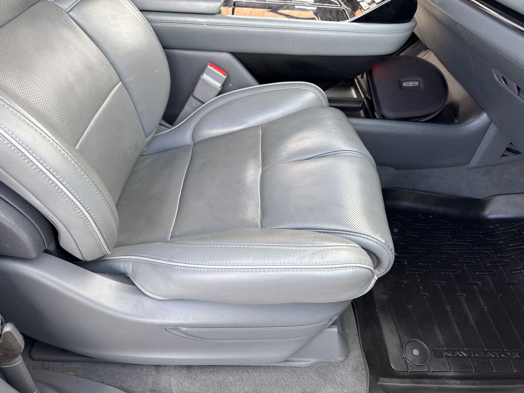 Used 2019 Lincoln Navigator L Reserve w/ Cargo Package AWD/4WD image 55