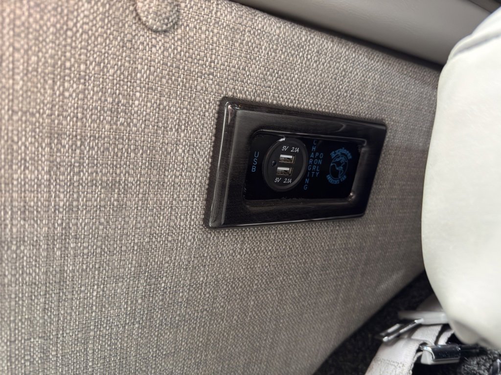 Used 2021 Chevrolet Express 2500 LS w/ Enhanced Convenience Package image 70