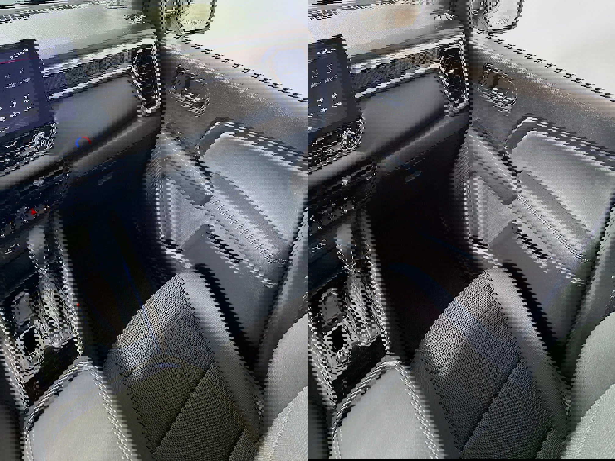 Used 2024 GMC Canyon Elevation w/ Convenience Package image 23