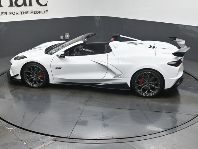Used 2023 Chevrolet Corvette Stingray Convertible w/ Chrome Exterior Badge Package RWD image 42