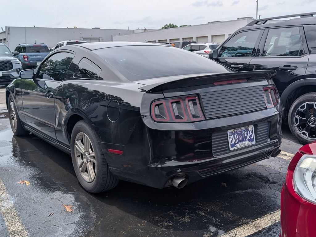 Used 2014 Ford Mustang Coupe RWD image 6