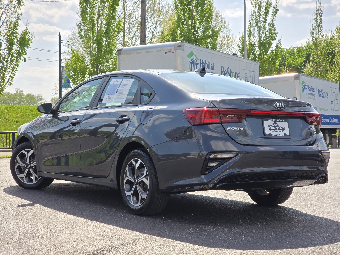 Used 2020 Kia Forte LXS FWD image 19