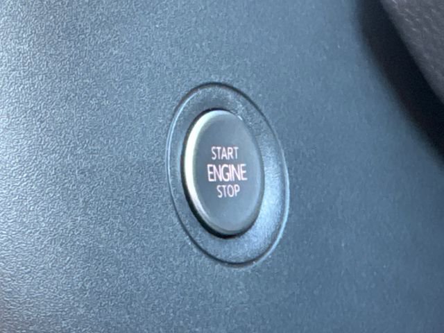 Certified 2023 Volkswagen ID.4 2WD image 40